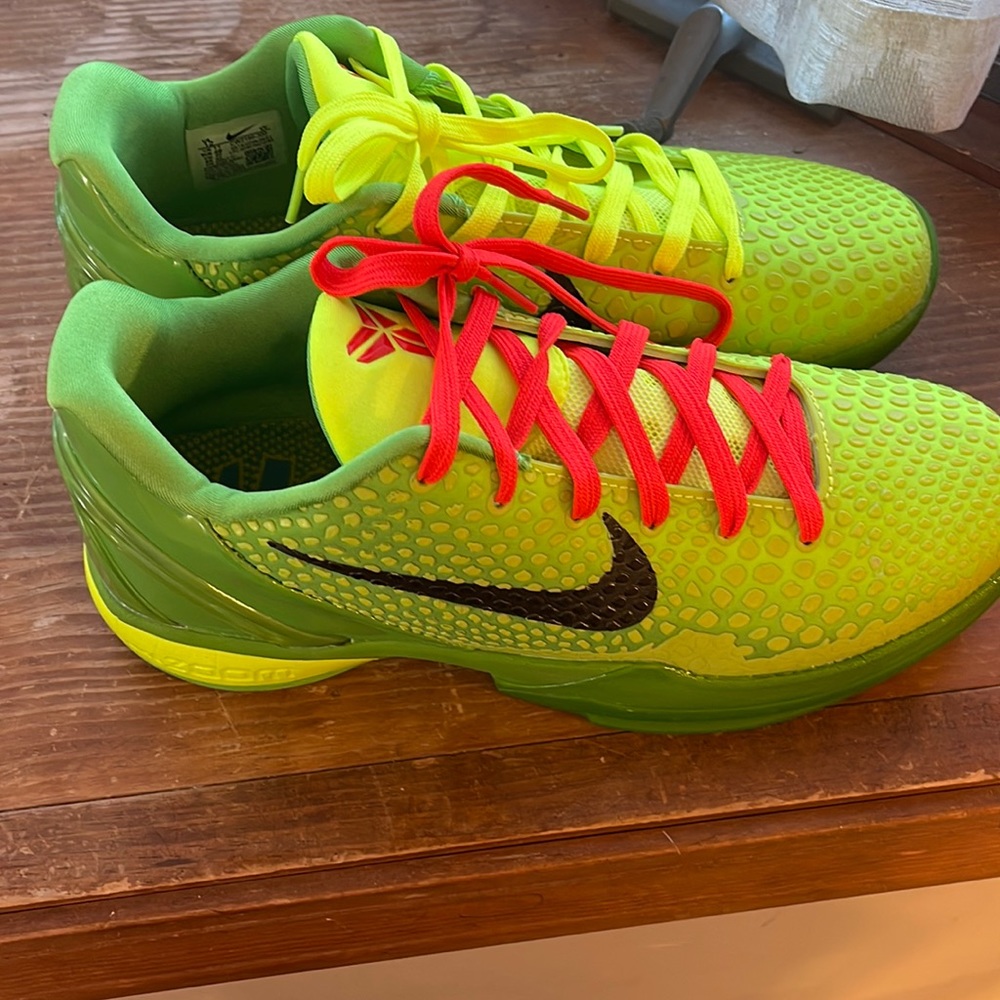 Kobe grinches brand new with box
